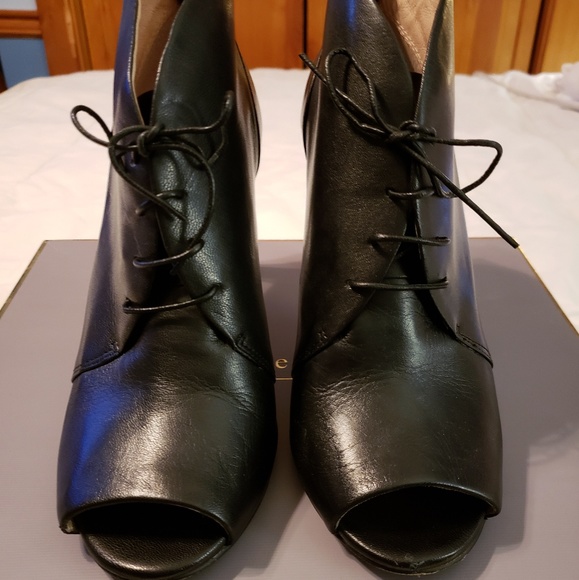 Black open toe bootie by Louise et Cie - Picture 3 of 6